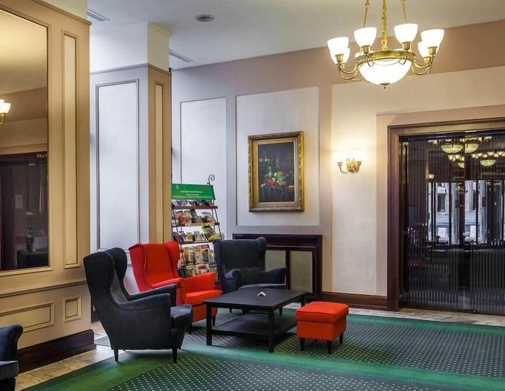 Capitol Hotel Bükreş Dış mekan fotoğraf