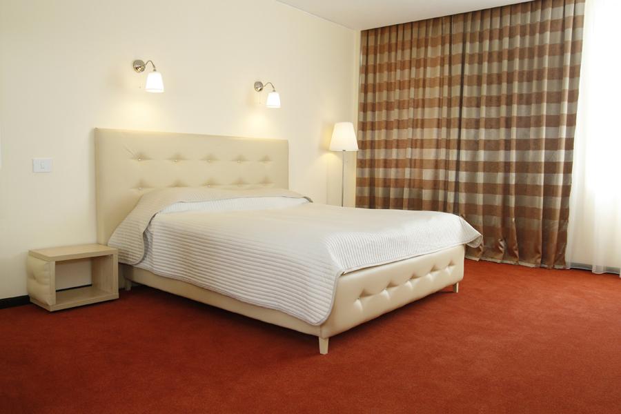 Capitol Hotel Bükreş Dış mekan fotoğraf