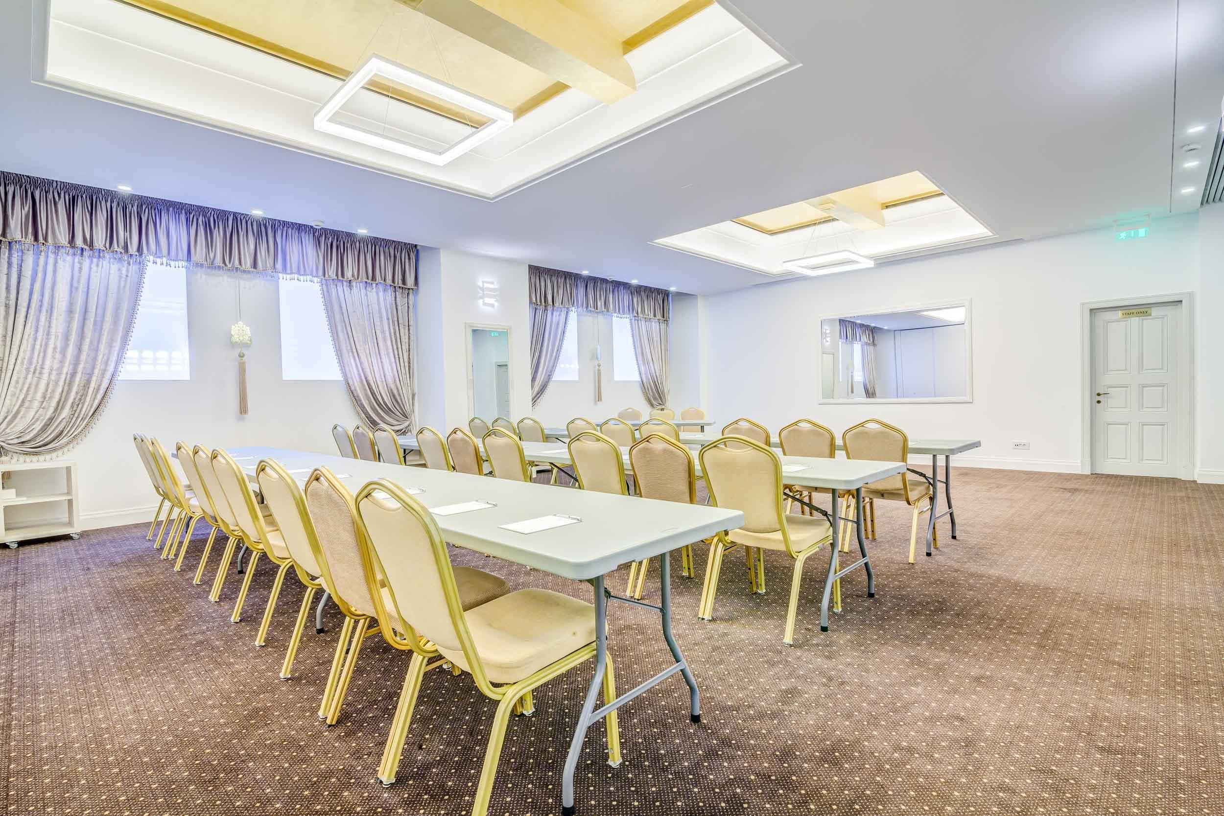 Capitol Hotel Bükreş Dış mekan fotoğraf